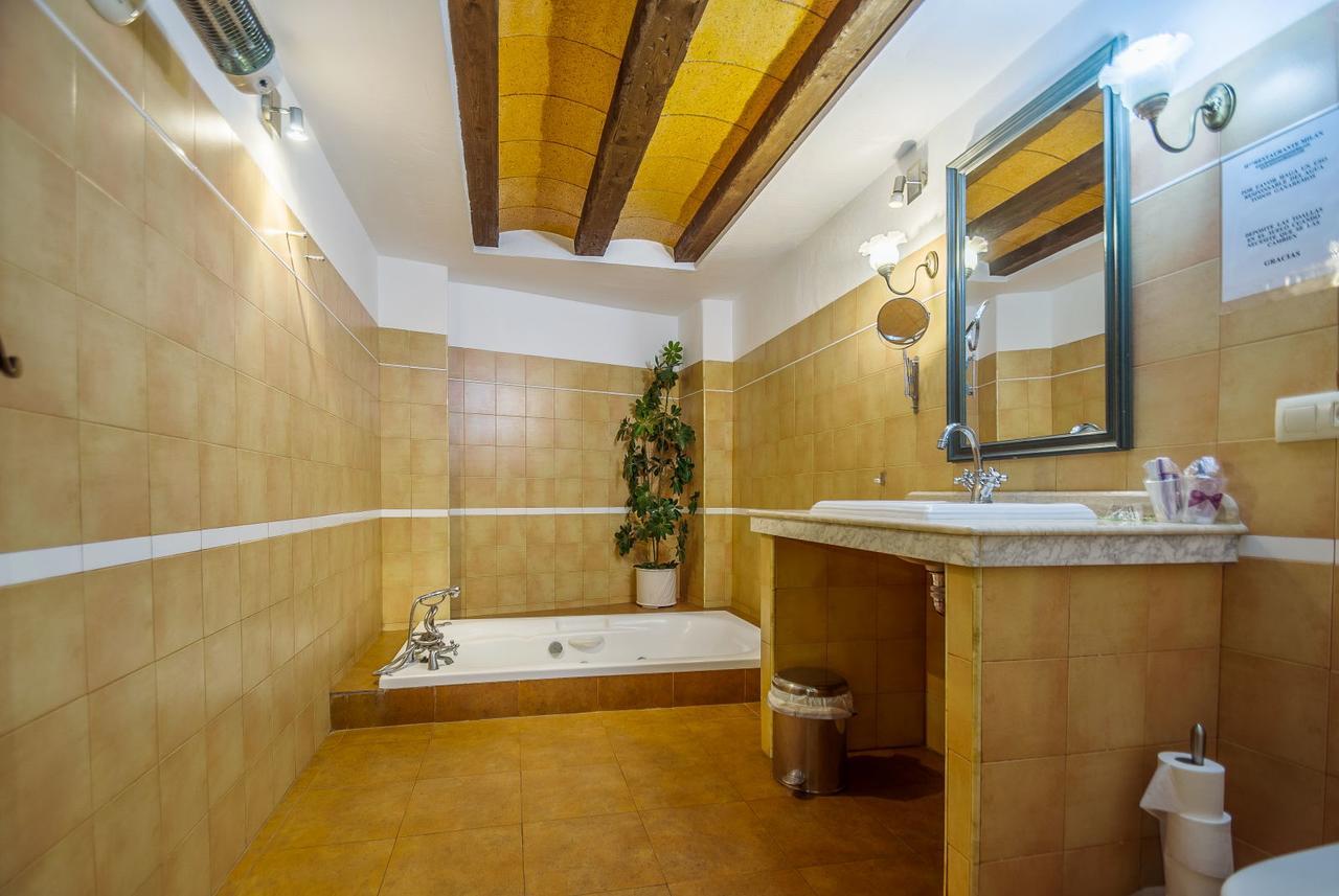 Hostal Nuevo Milan I سان كليمنتي المظهر الخارجي الصورة